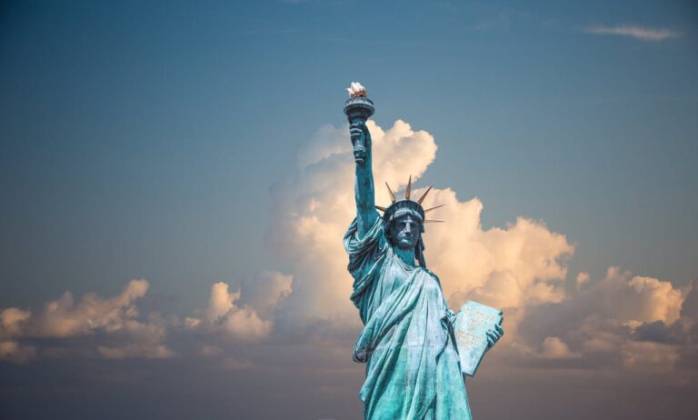 statue of libery 768x462