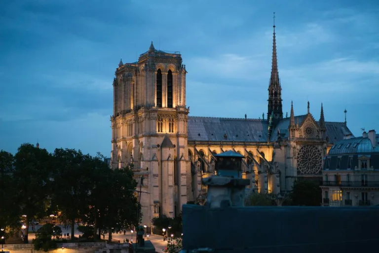 notre dame france 768x513