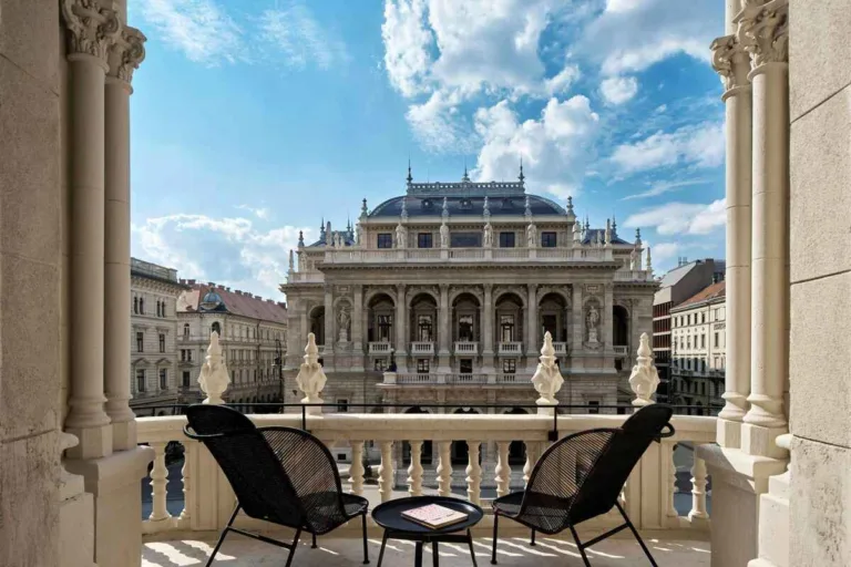 W Budapest W Budapest