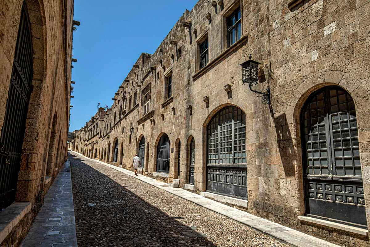 rhodes medieval street